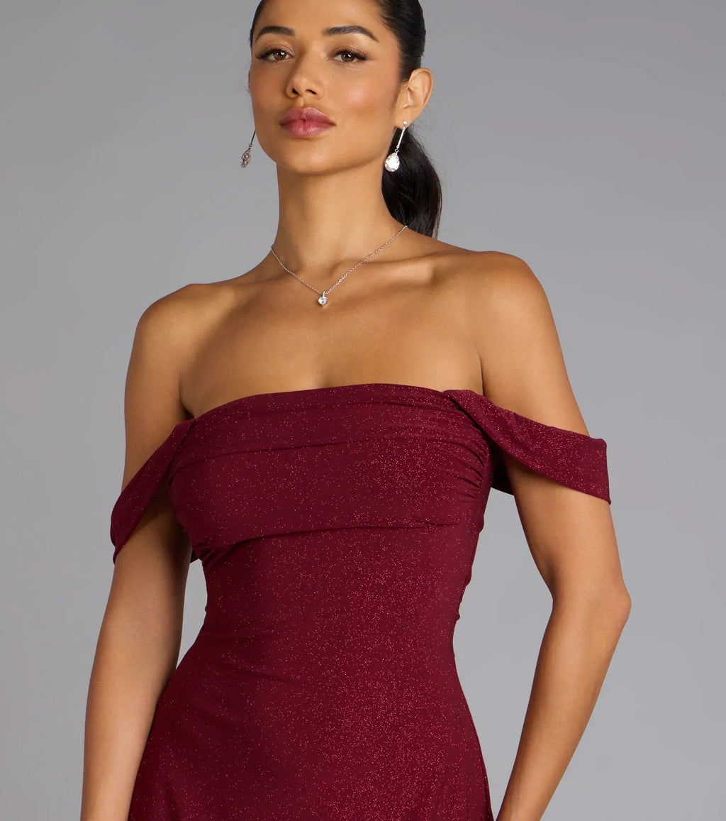 Classic Glitz Glitter Knit Off-The-Shoulder Mini Dress